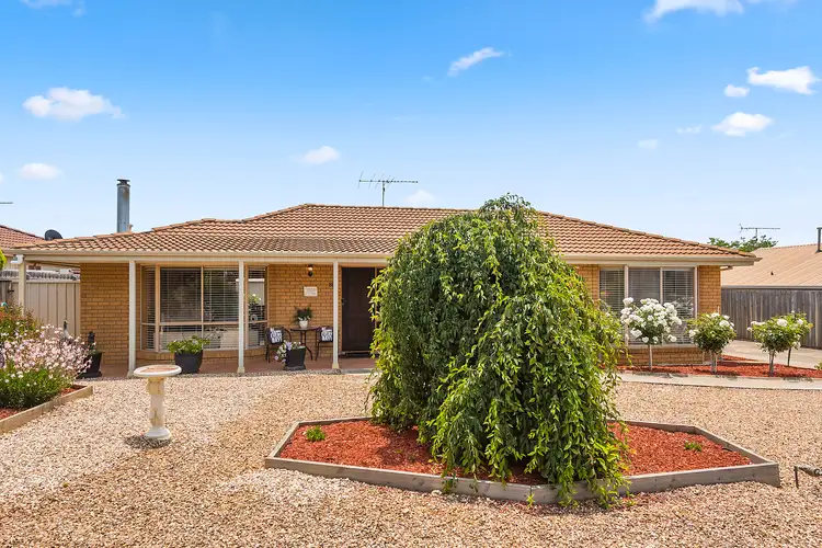 18 Clifton Drive, Bacchus Marsh VIC 3340