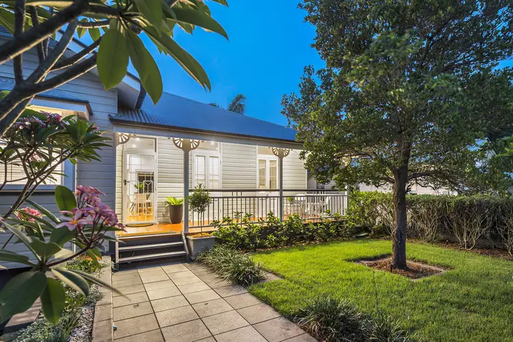 15 Knowles Street, Auchenflower QLD 4066