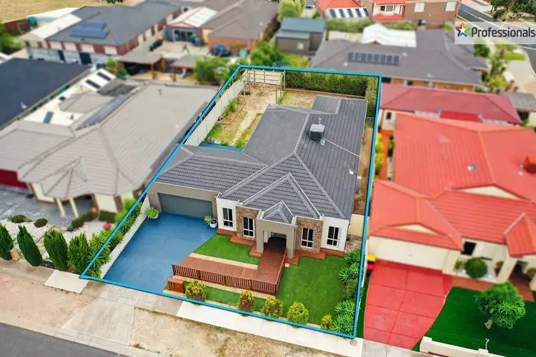 Second view of Homely house listing, 31 Nepean Way, Taylors Hill VIC 3037