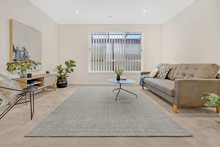 Second view of Homely house listing, 33 Mareeba Way, Craigieburn VIC 3064