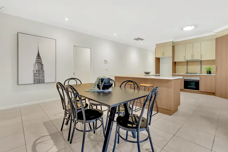 Seventh view of Homely house listing, 33 Mareeba Way, Craigieburn VIC 3064