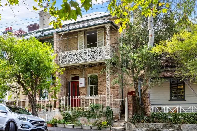126 Rowntree Street, Birchgrove NSW 2041