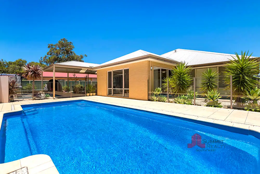 Main view of Homely house listing, 18 Connemara Way, Australind WA 6233