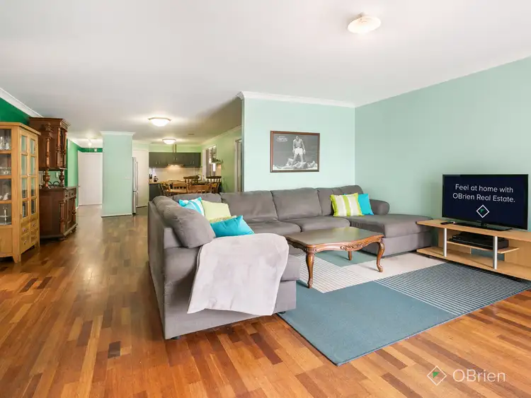 Second view of Homely house listing, 6 Tasman Court, Carrum Downs VIC 3201