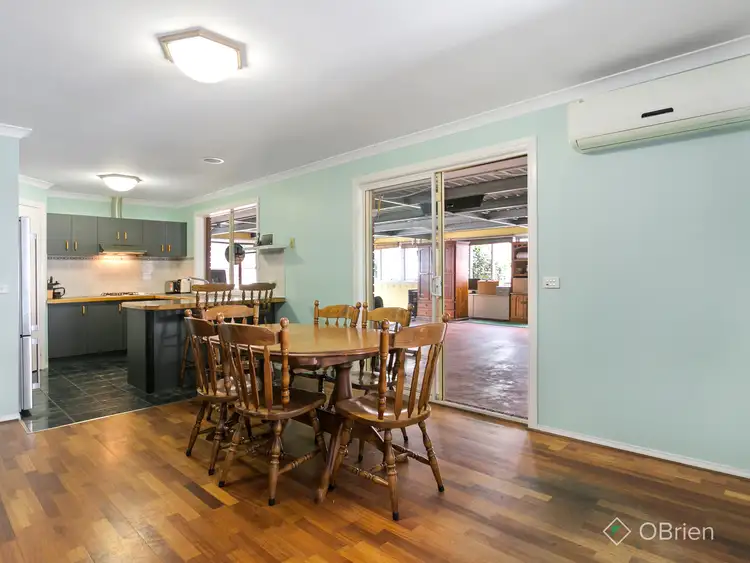 Third view of Homely house listing, 6 Tasman Court, Carrum Downs VIC 3201