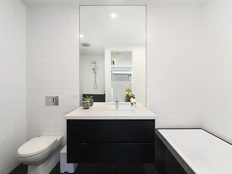Sixth view of Homely townhouse listing, 2/4 Richmond Court, Geelong VIC 3220