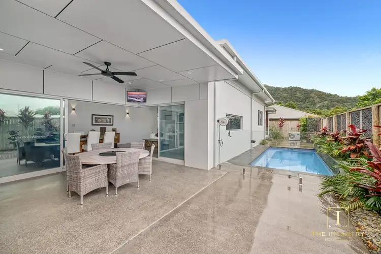 10 Outlook Drive, Bentley Park QLD 4869