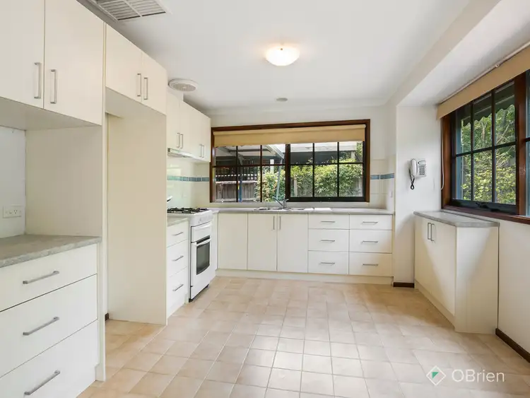 Second view of Homely house listing, 8 Melsetta Court, Carrum Downs VIC 3201