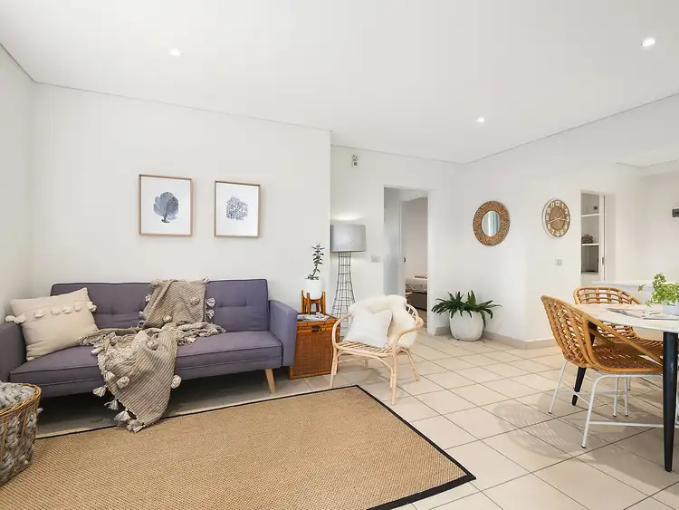 Second view of Homely unit listing, 10/82 Pacific Parade, Dee Why NSW 2099