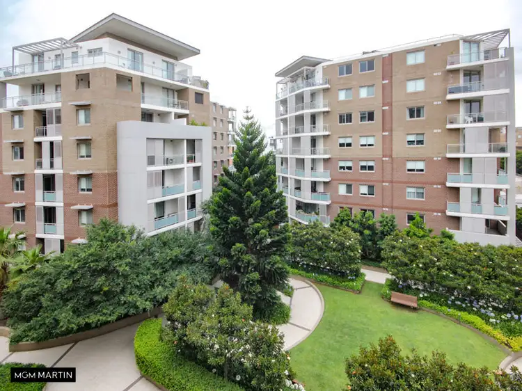 252/3-9 Church Avenue