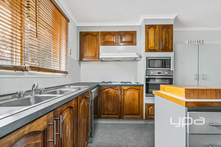 Fifth view of Homely house listing, 34 Blaxland Drive, Sunbury VIC 3429