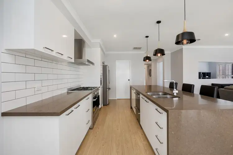Sixth view of Homely house listing, 5 Keewong Drive, Strathfieldsaye VIC 3551