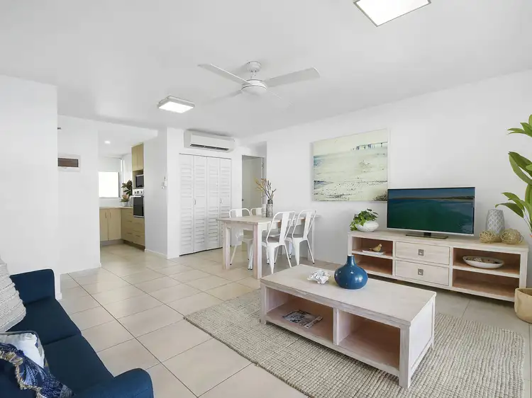 8/102 The Strand, North Ward QLD 4810