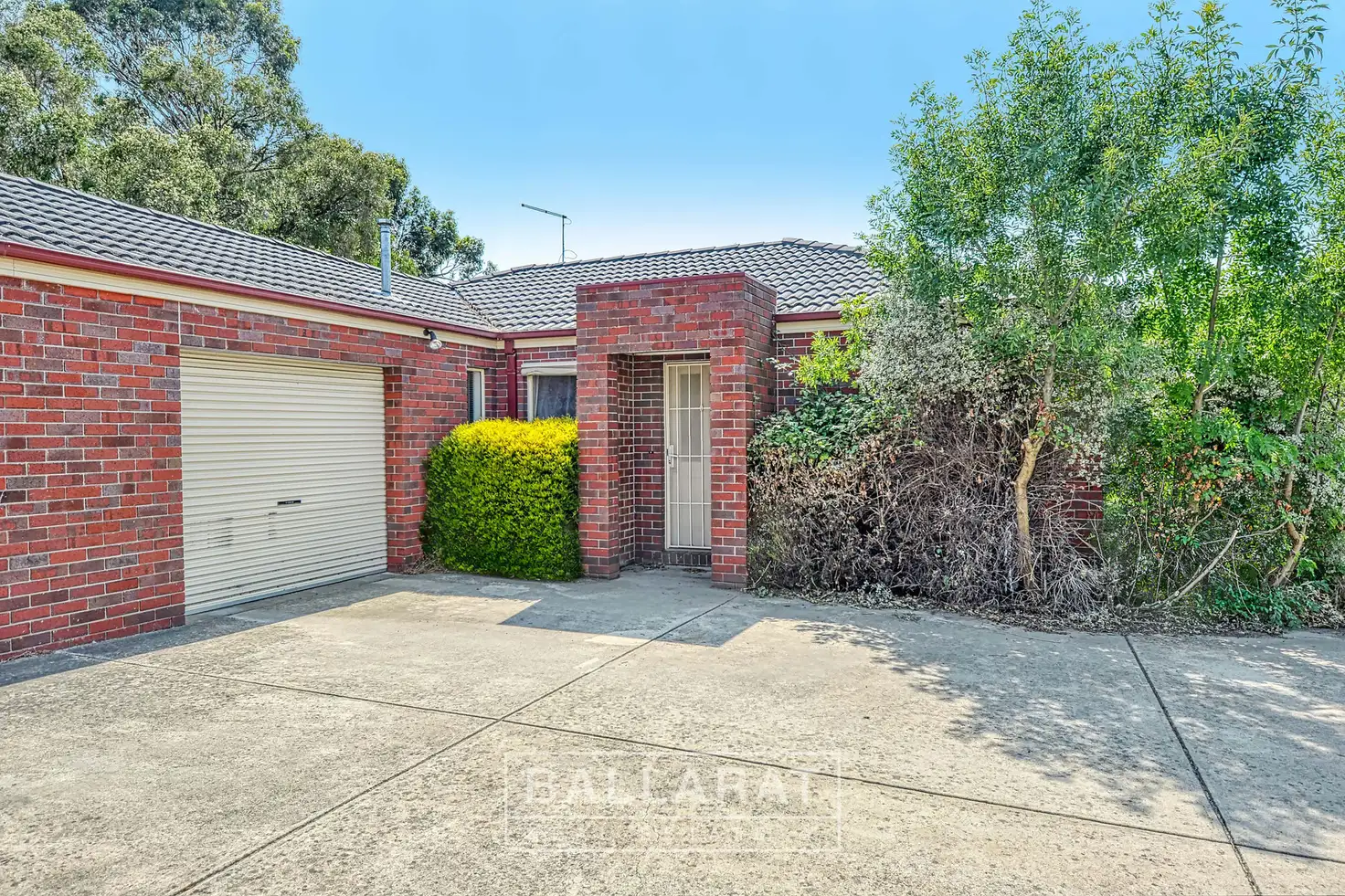 Main view of Homely townhouse listing, 2/41 Yarrowee Street, Sebastopol VIC 3356