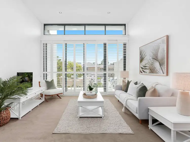Main view of Homely apartment listing, 9/18 Hawkesbury Avenue, Dee Why NSW 2099