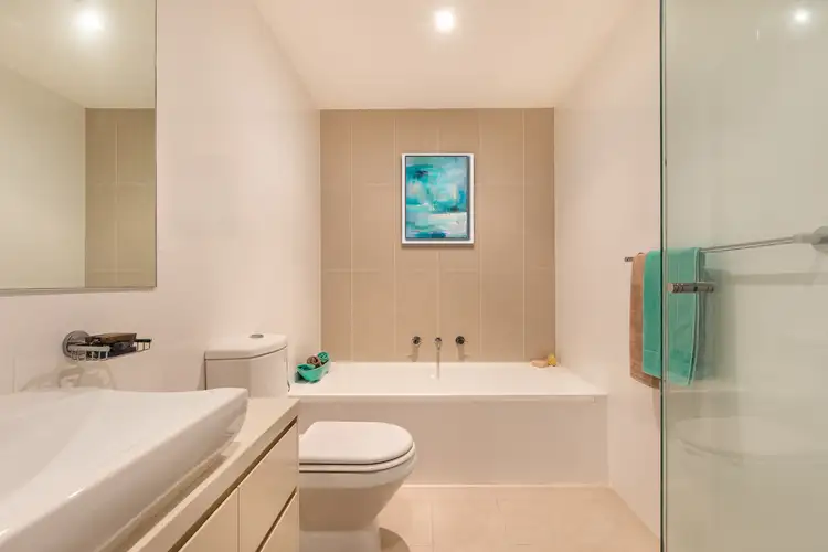 Sixth view of Homely apartment listing, 2/6 Foley Street, Mona Vale NSW 2103