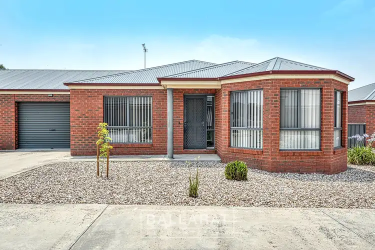 Main view of Homely unit listing, 2/244 Gladstone Street, Maryborough VIC 3465