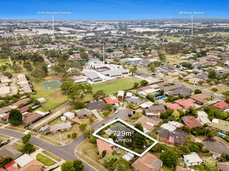 8 Brentnall Court, Hampton Park VIC 3976