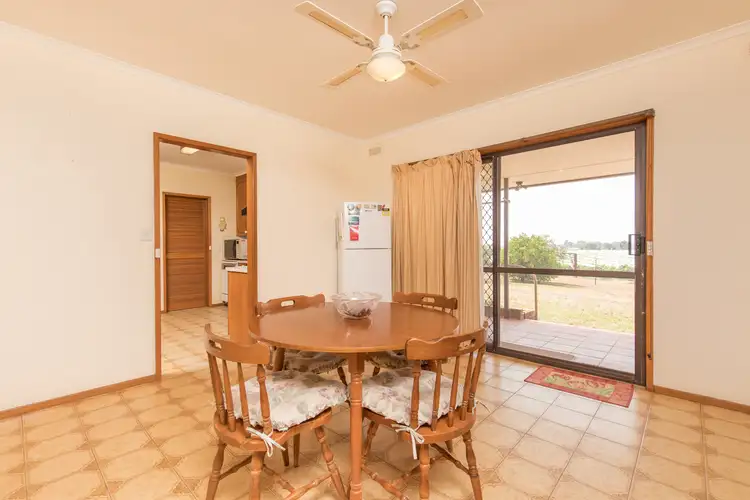 Sixth view of Homely house listing, 464 Koorlong Avenue, Irymple VIC 3498