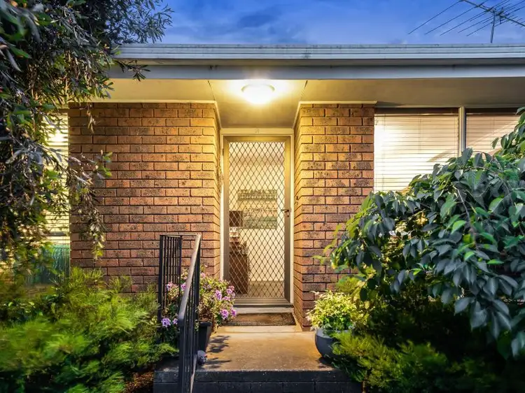 3/16 Montague Street, Highton VIC 3216
