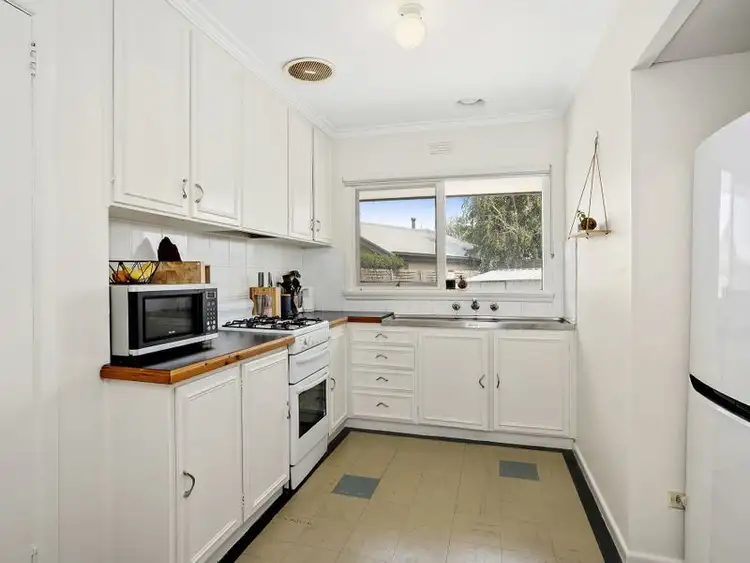 Sixth view of Homely unit listing, 3/1-4 Howe Court, Geelong West VIC 3218