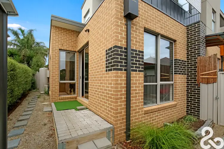 Sixth view of Homely townhouse listing, 4/90 Watsonia Road, Watsonia VIC 3087
