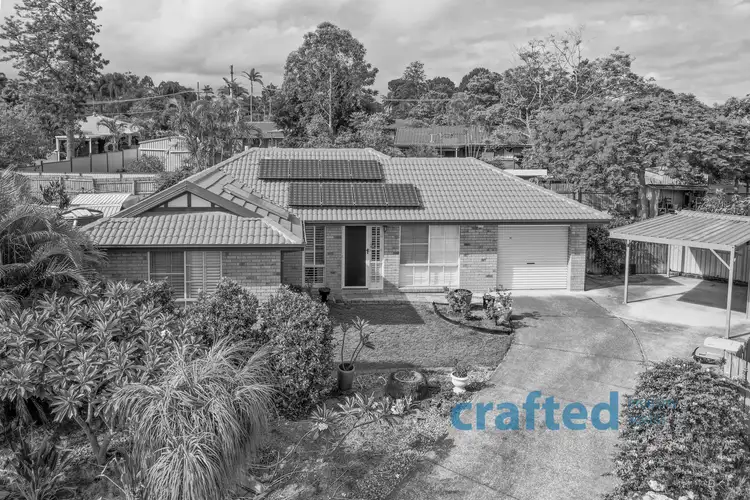 13 Tannadice Court, Regents Park QLD 4118