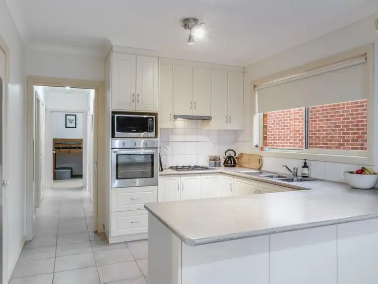 Fifth view of Homely house listing, 9 McEvoy Close, Highton VIC 3216