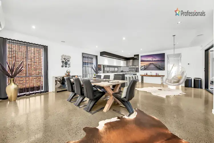 Sixth view of Homely house listing, 8 The Grange, Caroline Springs VIC 3023