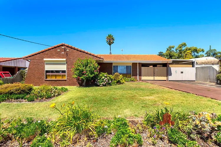 11 Plato Street, Carey Park WA 6230