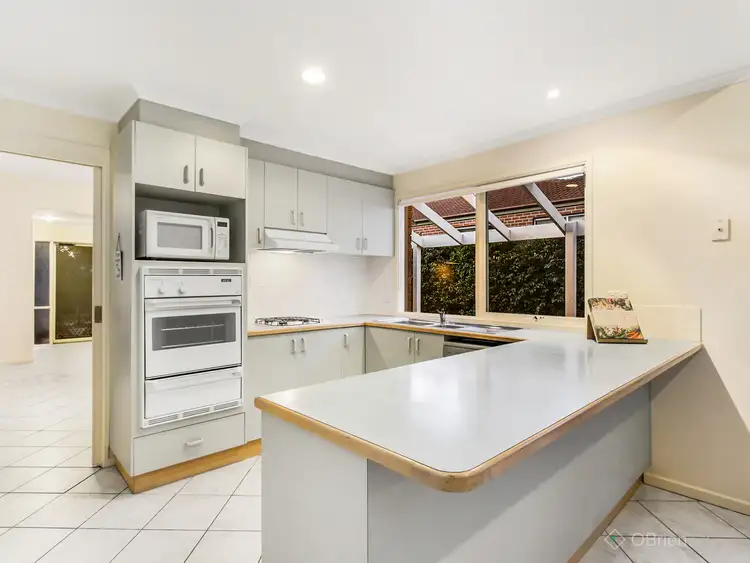 Sixth view of Homely house listing, 10 Leonard Avenue, Berwick VIC 3806