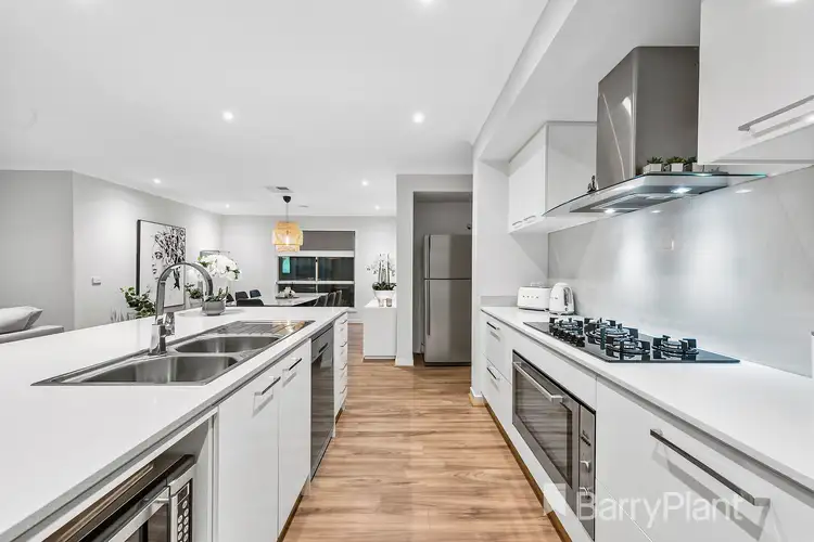 Sixth view of Homely house listing, 17 Cuttlefish Circuit, Tarneit VIC 3029