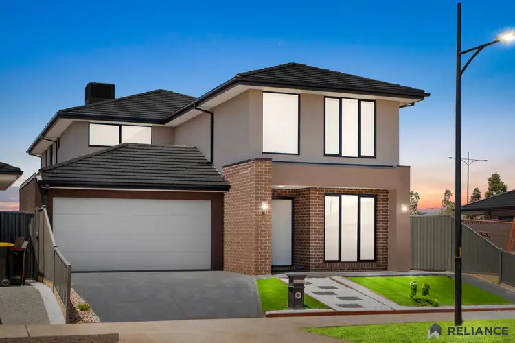 Second view of Homely house listing, 8 Ambervue Drive, Cobblebank VIC 3338