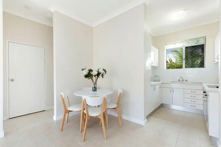 8/31 Bayliss Street, Toowong QLD 4066