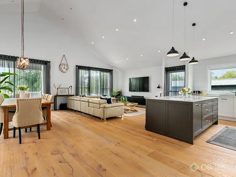 Second view of Homely house listing, 21 Beddoe Road, Vermont VIC 3133