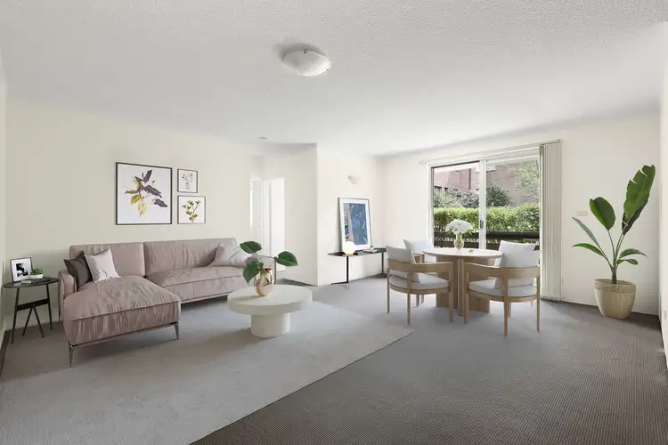2/2-4 Edensor Street