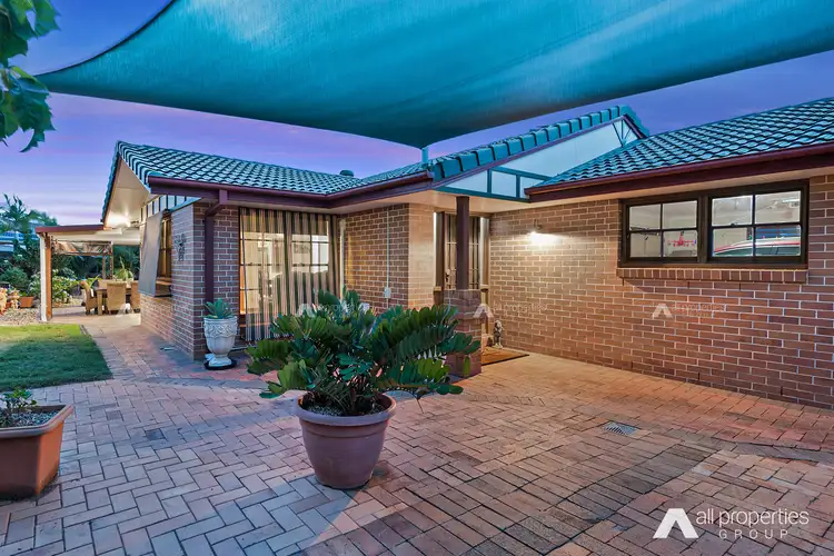 9 Fernhaven Court, Regents Park QLD 4118