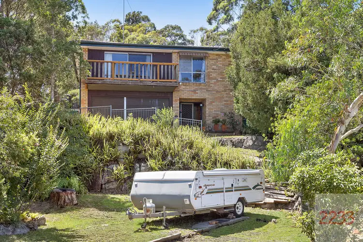 10 Dorset Road, Heathcote NSW 2233