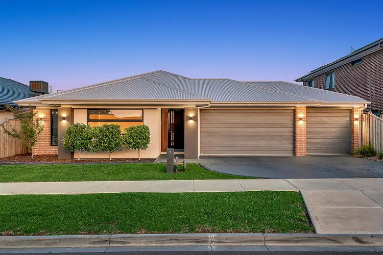 7 Bernwood Road, Mickleham VIC 3064
