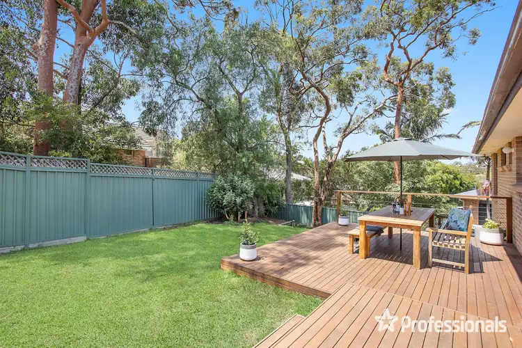 16 Mathews Place, Menai NSW 2234