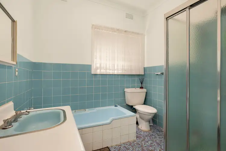 Fifth view of Homely house listing, 6 Violet Street, Essendon VIC 3040