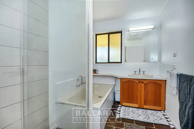 Sixth view of Homely house listing, 6 Massimo Court, Maryborough VIC 3465