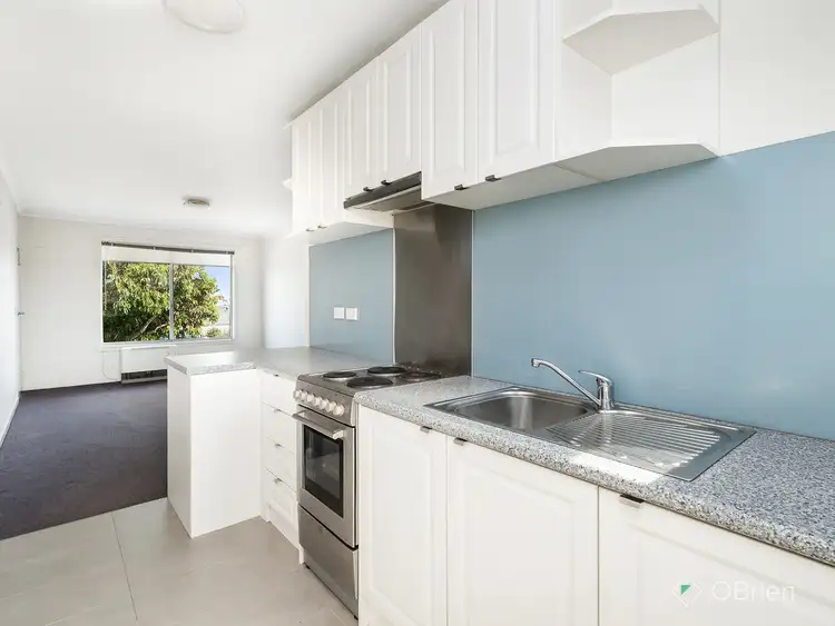 Third view of Homely apartment listing, 2/127 Beach Street, Frankston VIC 3199