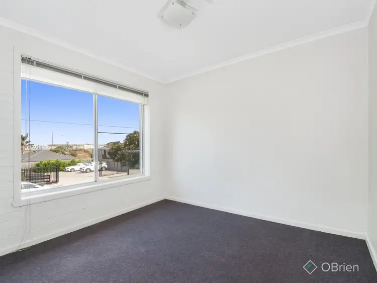 Fifth view of Homely apartment listing, 2/127 Beach Street, Frankston VIC 3199