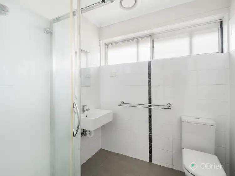 Sixth view of Homely apartment listing, 2/127 Beach Street, Frankston VIC 3199