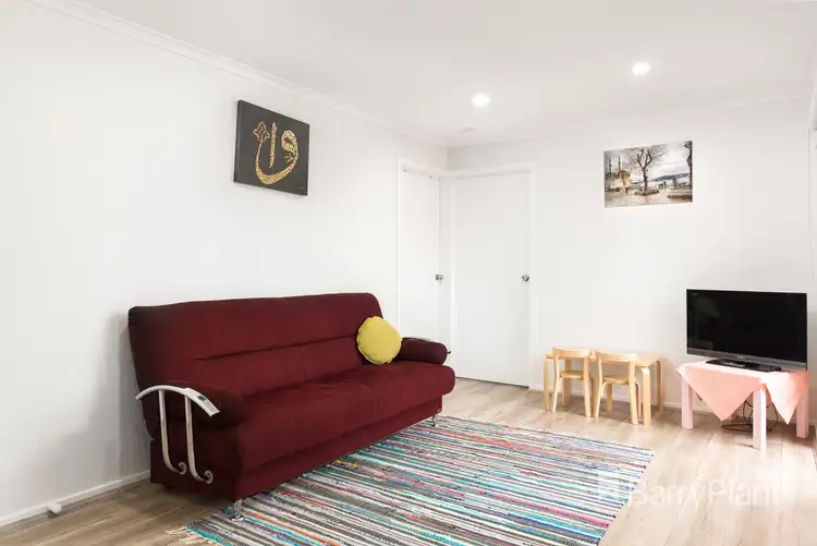 Fifth view of Homely house listing, 11 Peppermint Grove, Meadow Heights VIC 3048