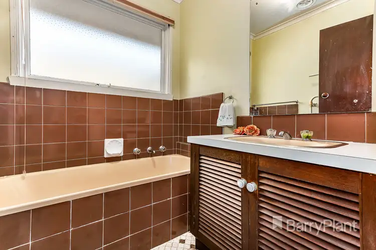 Sixth view of Homely house listing, 8 The Glen, Donvale VIC 3111
