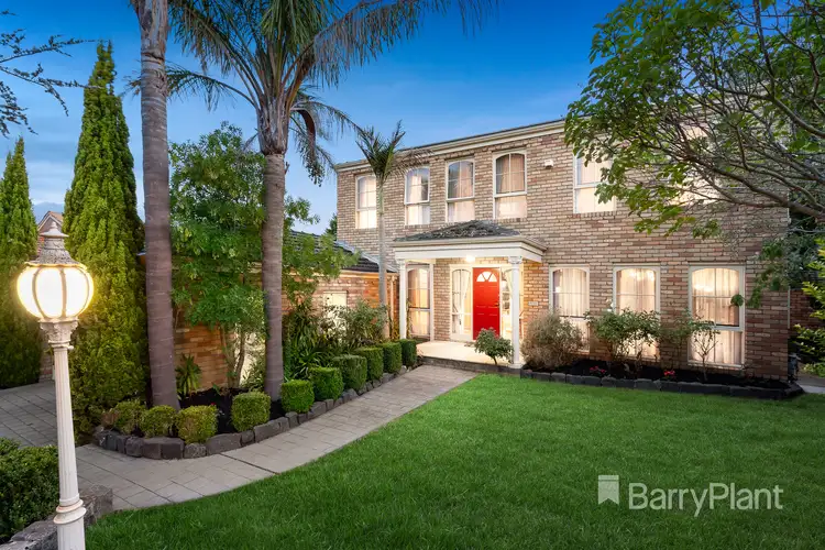 11 Strand Court, Templestowe VIC 3106