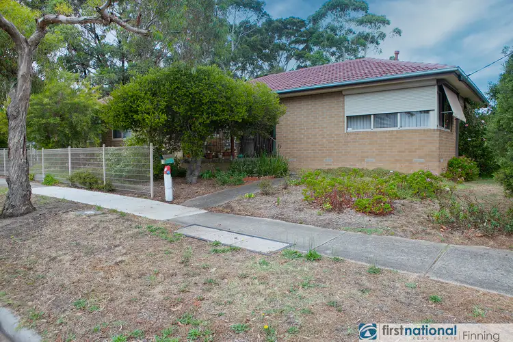 Fifth view of Homely house listing, 10 Hawdon Drive, Cranbourne VIC 3977
