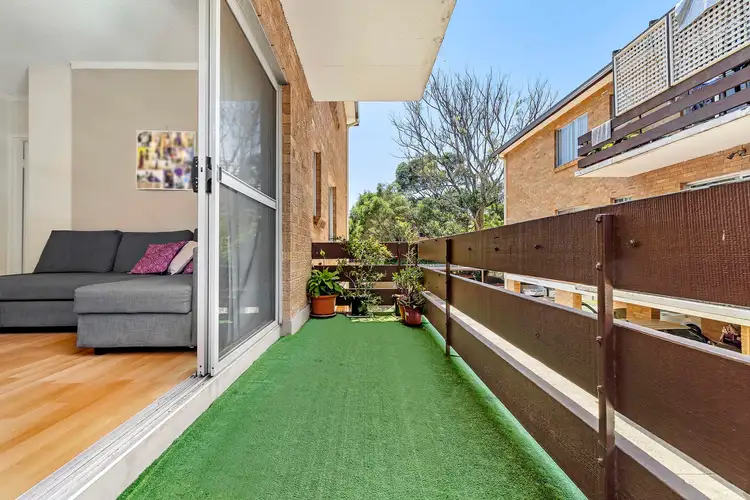Second view of Homely apartment listing, 3/6 Richmond Avenue, Dee Why NSW 2099